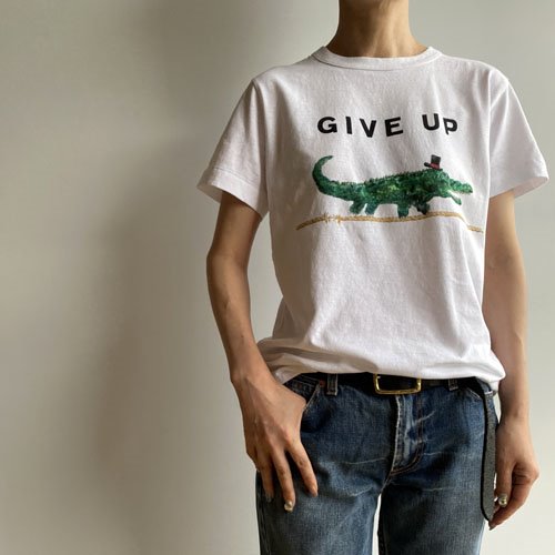 R&amp;D.M.Co-  give up T-shirt